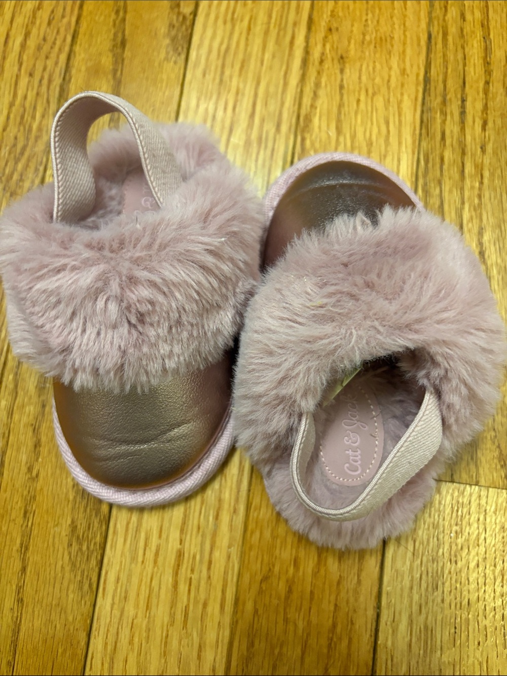 Cat & Jack Mauve metallic Pink Faux-Fur Slip-On Kids Slippers